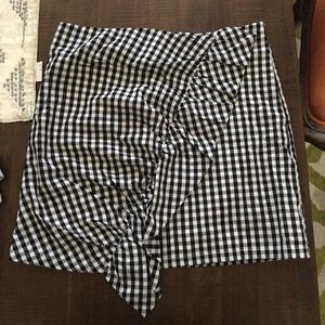 NWOT Ruffle Gingham Skirt